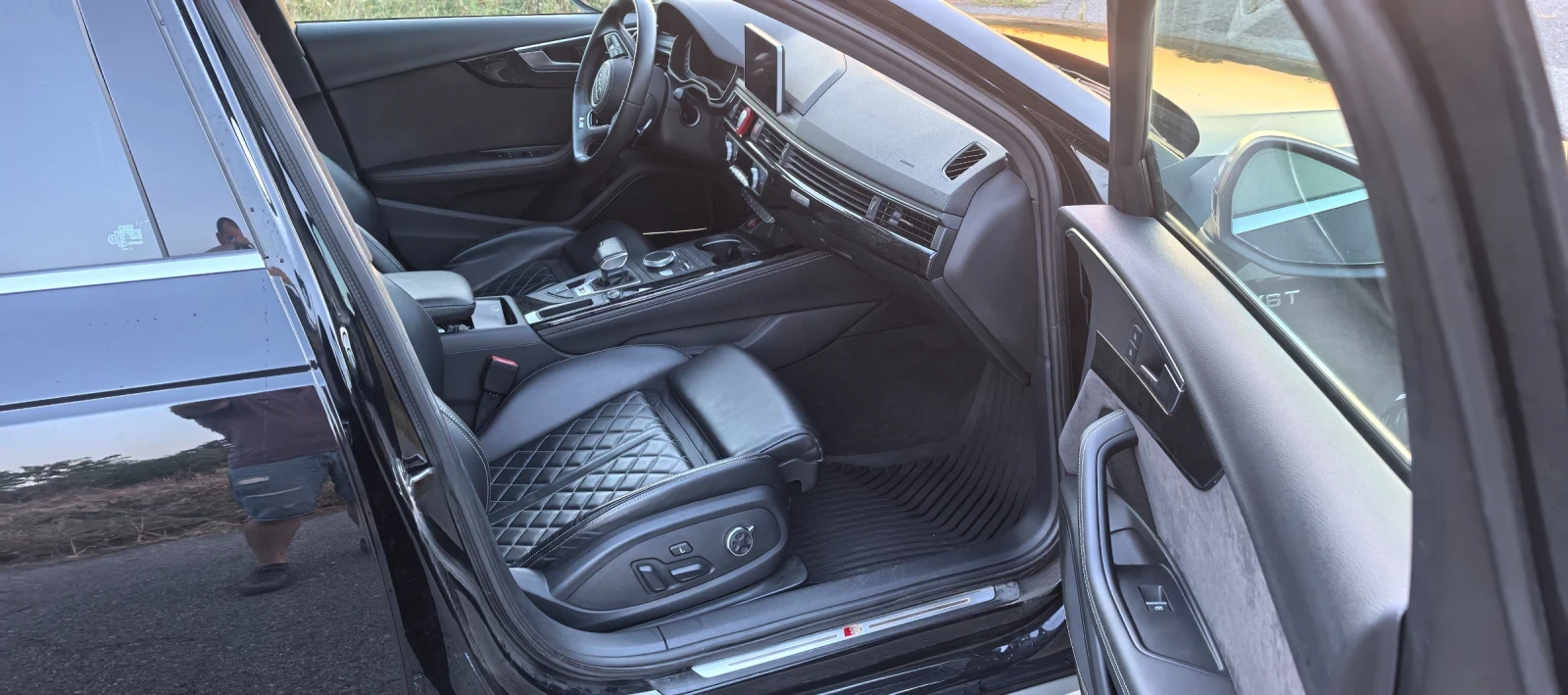 Audi A4 S4 3.0tfsi, снимка 11 - Автомобили и джипове - 56227771