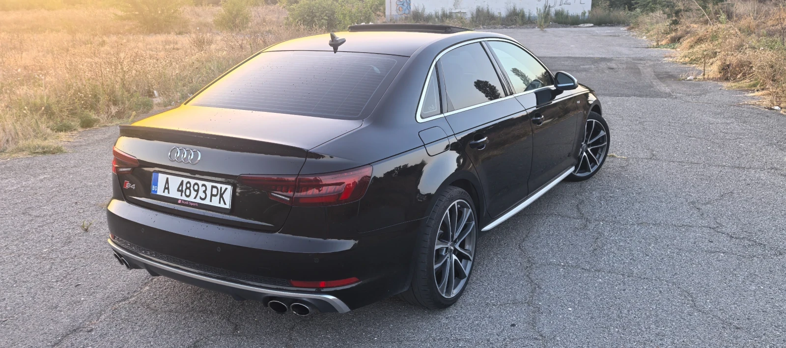 Audi A4 S4 3.0tfsi, снимка 5 - Автомобили и джипове - 56227771