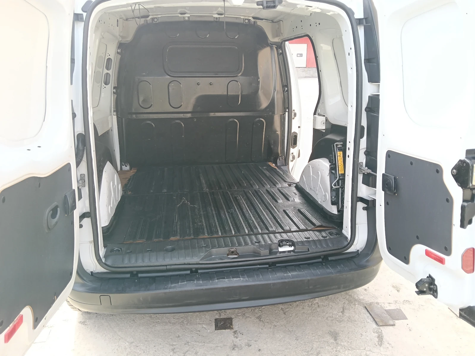 Mercedes-Benz Citan 109, снимка 6 - Автомобили и джипове - 56251992