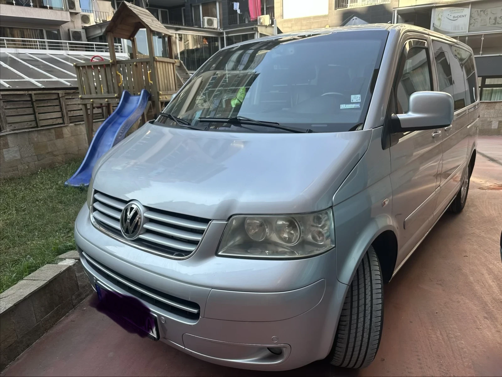 VW Multivan T5 Highline , снимка 2 - Автомобили и джипове - 56464820