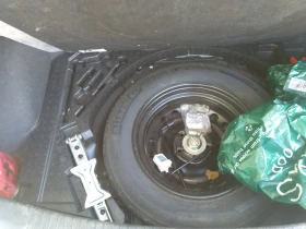 Nissan Qashqai 1.6i ксенон, снимка 11