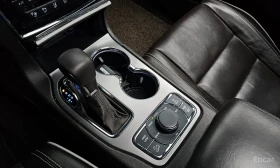 Jeep Grand cherokee 3.6 / OVERLAND / ОБДУХ / DISTRONIC / ВЪЗДУХ / PANO, снимка 13