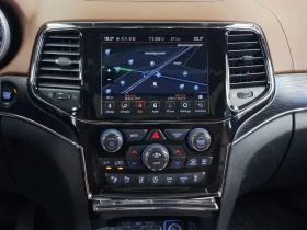 Jeep Grand cherokee 3.6 Summit/ HARMAN K/ DIST/ PANO/ ПАМЕТ/ ОБДУХВАНЕ | Auto.bg — изображение 14