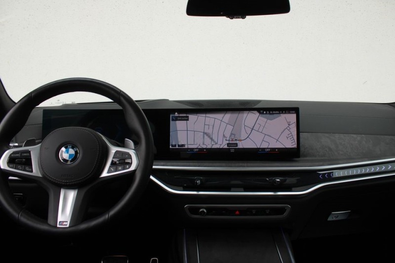 BMW X7 40i/FACELIFT/xDrive/M-SPORT/SKY LOUNGE/SOFT CLOSE/, снимка 9 - Автомобили и джипове - 45354690
