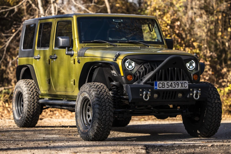 Jeep Wrangler, снимка 2 - Автомобили и джипове - 49609753