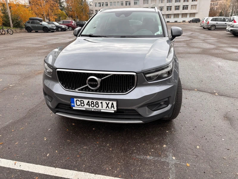 Volvo XC40 Momentum AWD, снимка 2 - Автомобили и джипове - 48258163