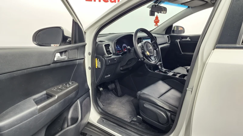 Kia Sportage 2.0 2WD TRENDY autogeorge.com, снимка 9 - Автомобили и джипове - 51903711