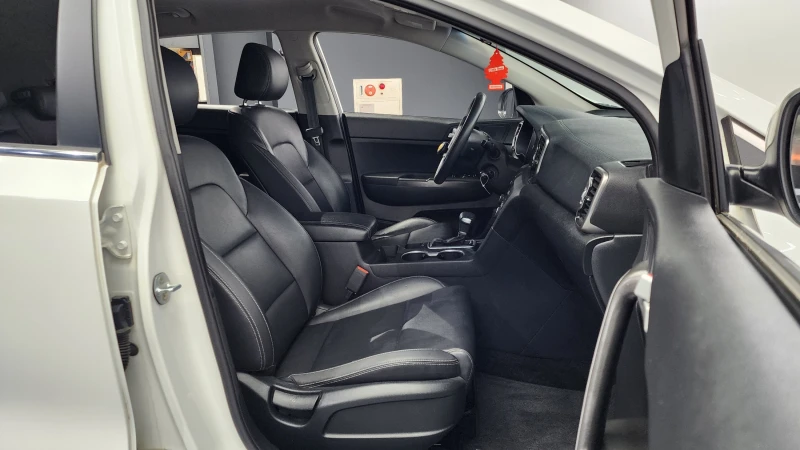 Kia Sportage 2.0 2WD TRENDY autogeorge.com, снимка 10 - Автомобили и джипове - 51903711