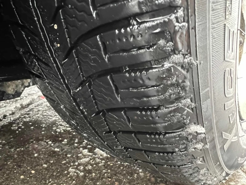 Toyota C-HR * FWD * CARFAX * БЕЗ ПЪРВОНАЧАЛНА ВНОСКА, снимка 17 - Автомобили и джипове - 52891122