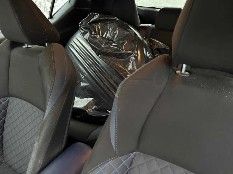 Toyota C-HR * FWD * CARFAX * БЕЗ ПЪРВОНАЧАЛНА ВНОСКА, снимка 11 - Автомобили и джипове - 52891122