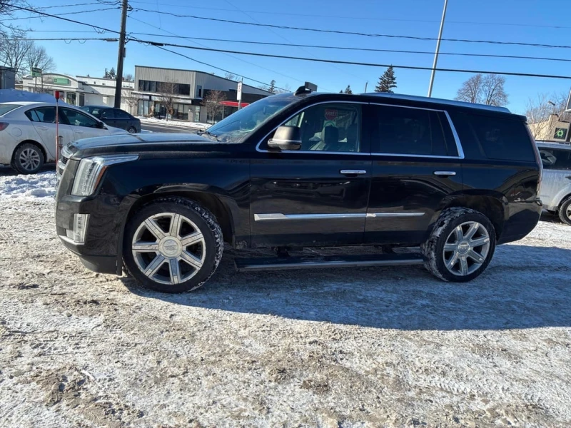 Cadillac Escalade * Premium Collection * 360* ОБДУХВАНЕ, снимка 2 - Автомобили и джипове - 53343823