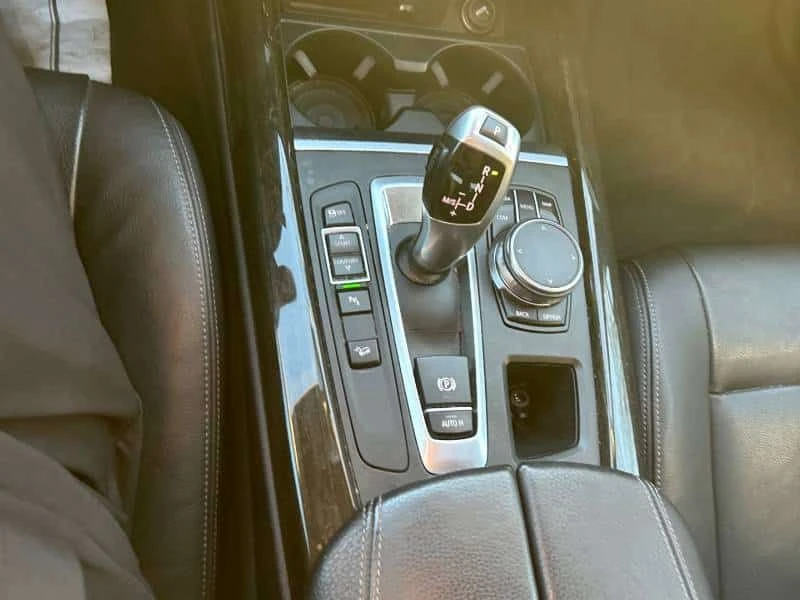 BMW X5 xDrive35i * F15 * N55* H/K* HUD* SOFT CLOSE* PANO* - изображение 9