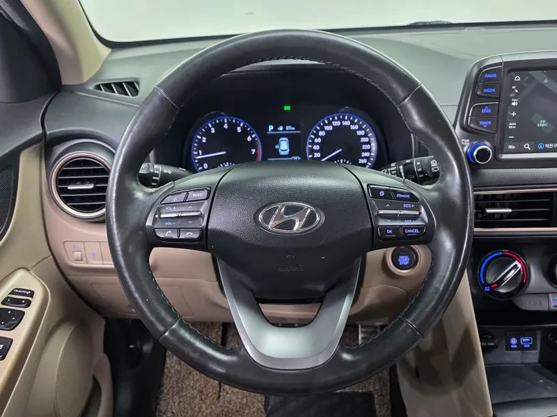 Hyundai Kona 1.6Т, снимка 14 - Автомобили и джипове - 54253017