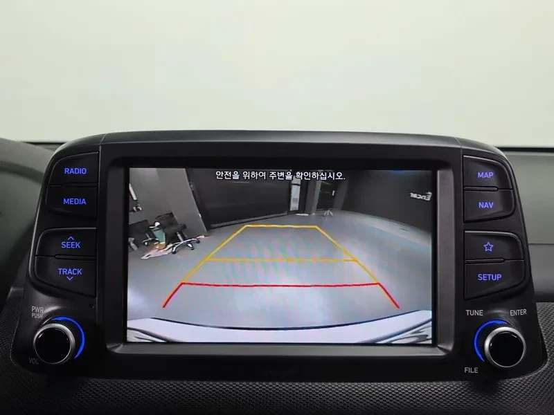 Hyundai Kona 1.6Т, снимка 17 - Автомобили и джипове - 54253017