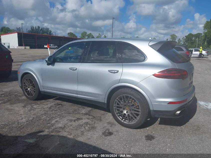 Porsche Cayenne PLATINUM EDITION - изображение 3