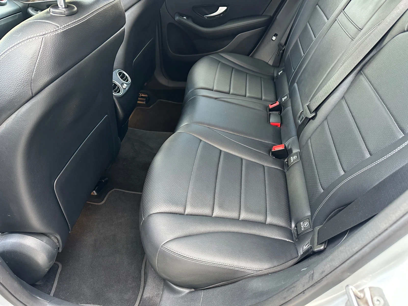 Mercedes-Benz GLC 300  - изображение 10