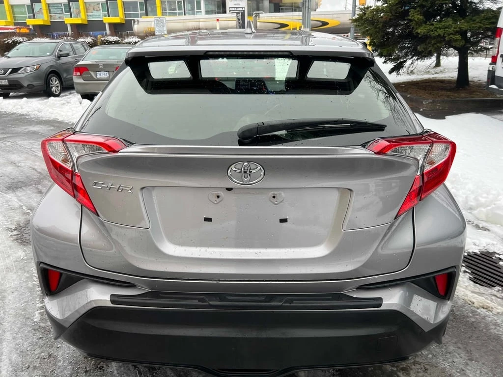 Toyota C-HR * FWD * CARFAX * БЕЗ ПЪРВОНАЧАЛНА ВНОСКА - изображение 4