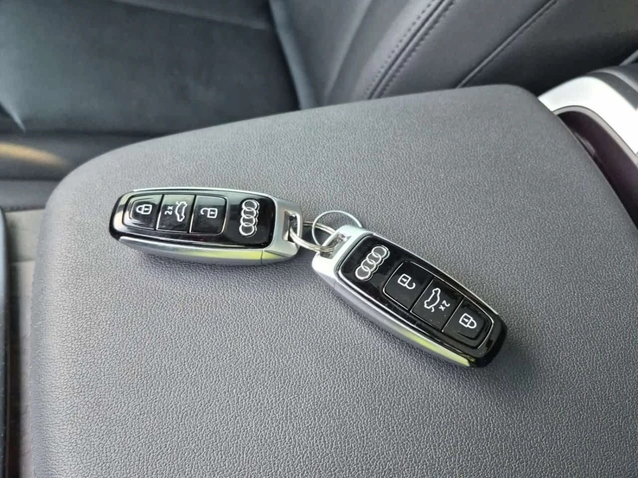 Audi Q7 * PROGRESSIV * CARFAX * БЕЗ ПЪРВОНАЧАЛНА ВНОСКА, снимка 8 - Автомобили и джипове - 53728867