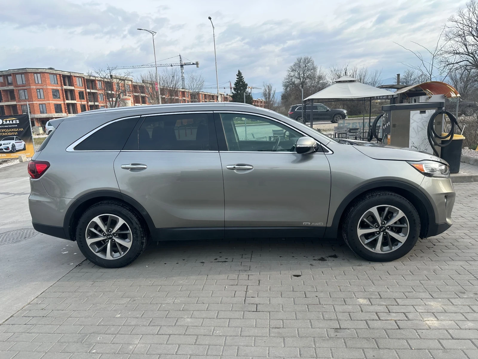 Kia Sorento EX Facelift 3.3 V6 4x4, 8скорости, дистроник, кожа, снимка 4 - Автомобили и джипове - 54031510