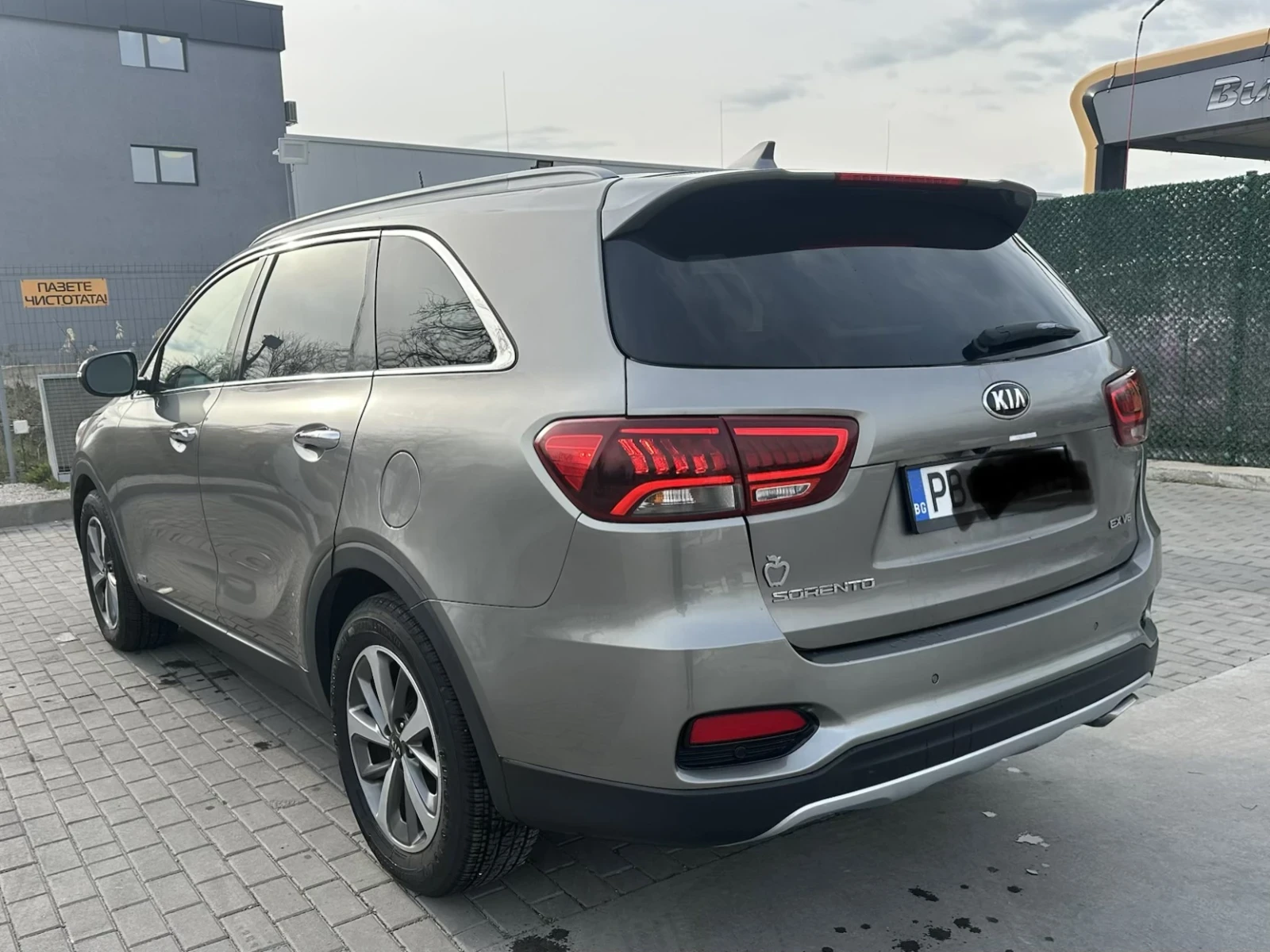 Kia Sorento EX Facelift 116500км. 4x4, 8скорости, дистроник, , снимка 7 - Автомобили и джипове - 54031510