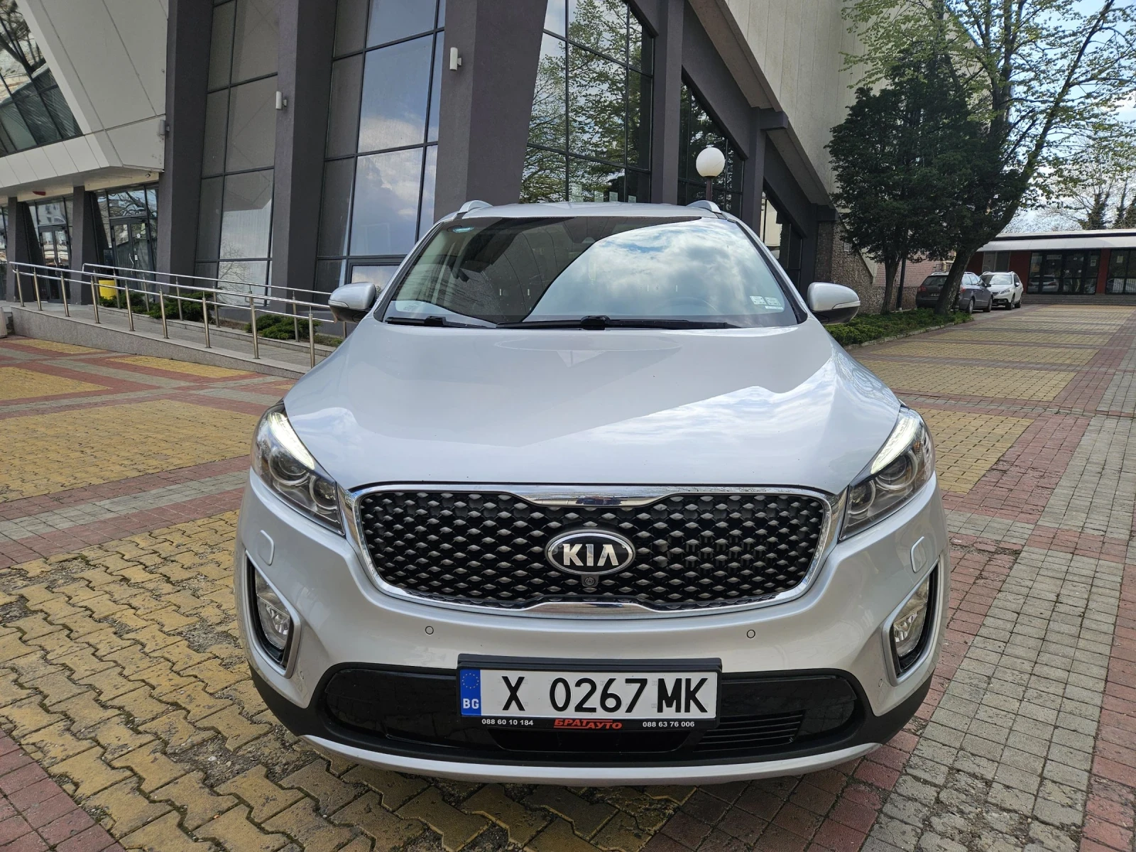 Kia Sorento 2.2 CRD PLATINUM 200кс., снимка 7 - Автомобили и джипове - 54563314