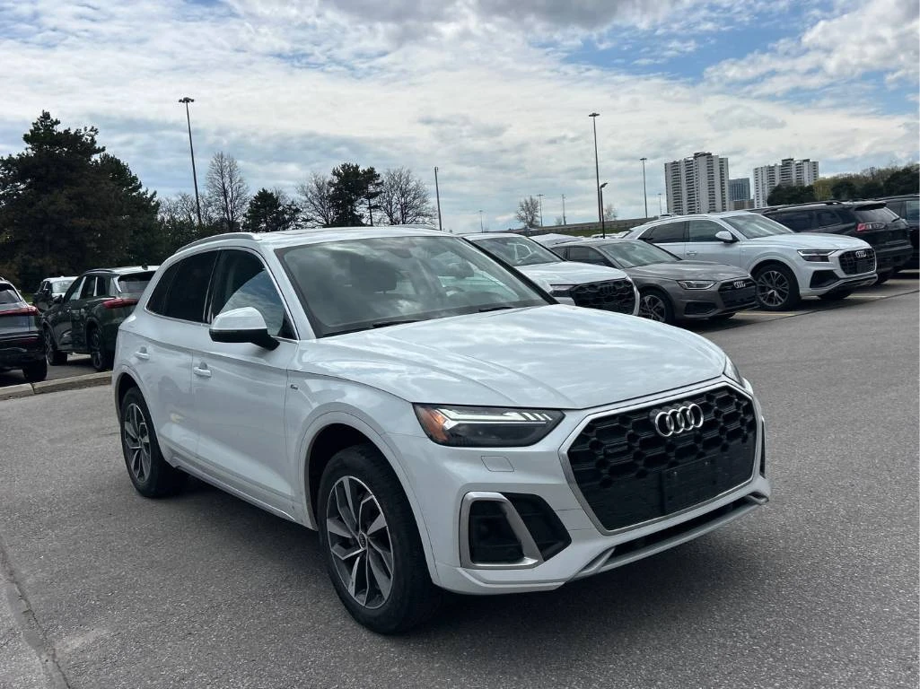 Audi Q5 | DISTRONIC | 360 | B&O | CARFAX | 