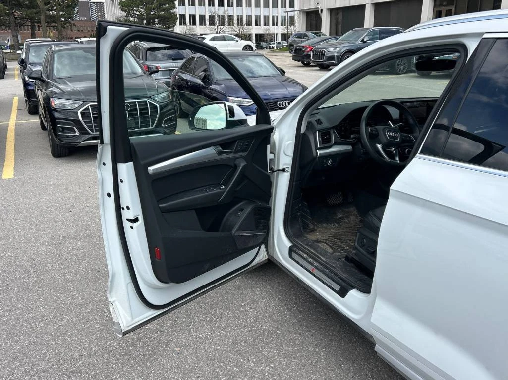 Audi Q5 | DISTRONIC | 360 | B&O | CARFAX | , снимка 9 - Автомобили и джипове - 54655044