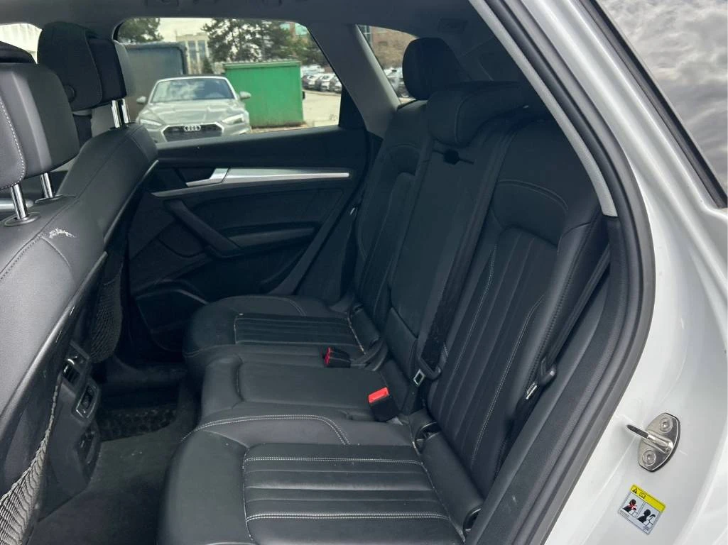 Audi Q5 | DISTRONIC | 360 | B&O | CARFAX | , снимка 13 - Автомобили и джипове - 54655044