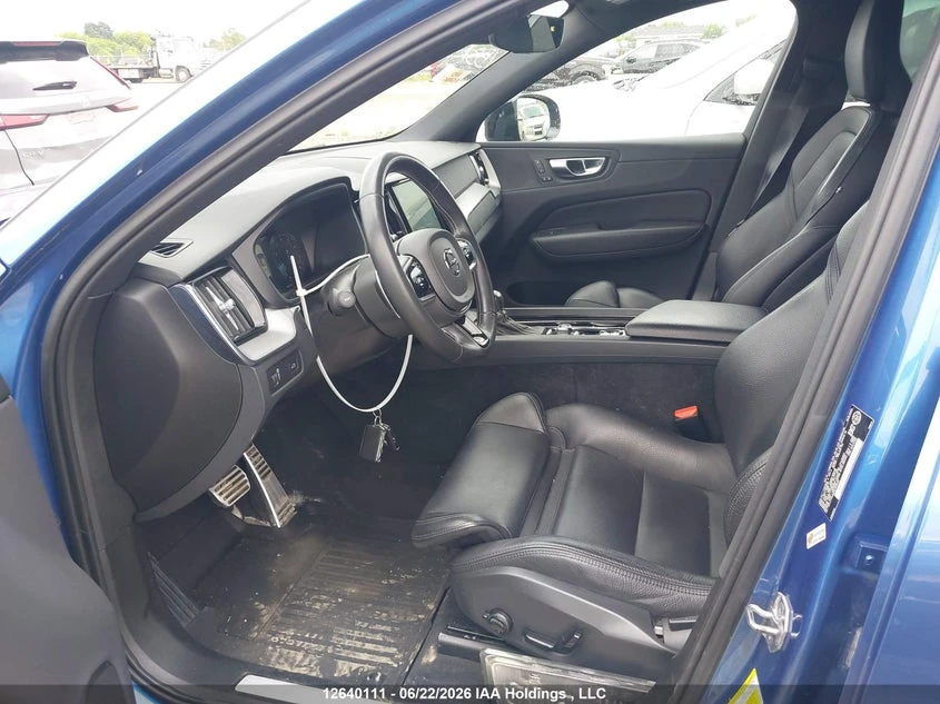 Volvo XC60 T6 R-DESIGN Автокредит Цена до България, снимка 10 - Автомобили и джипове - 55299589
