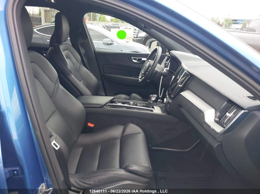 Volvo XC60 T6 R-DESIGN Автокредит Цена до България, снимка 13 - Автомобили и джипове - 55299589