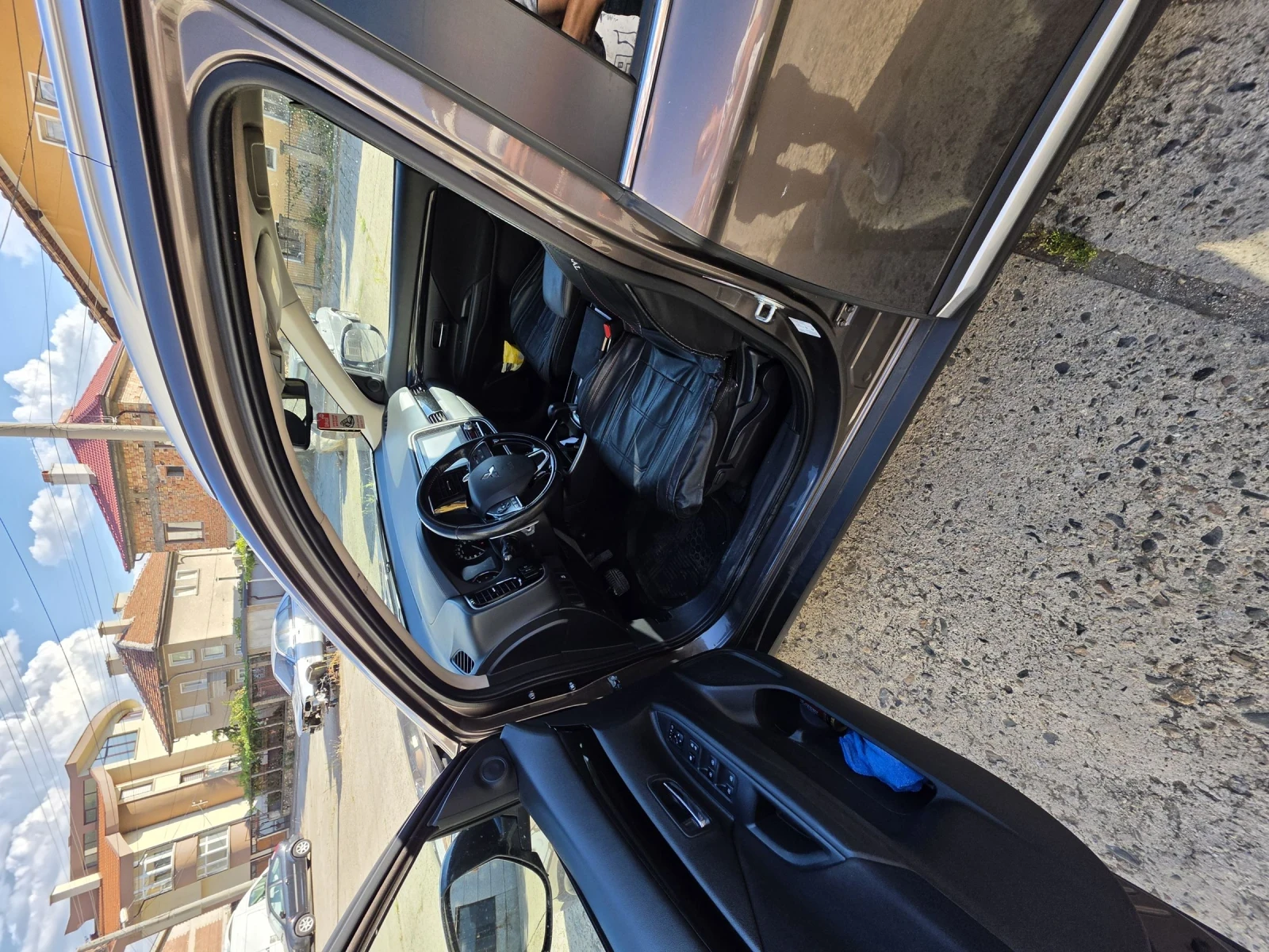 Mitsubishi Outlander, снимка 6 - Автомобили и джипове - 55942251