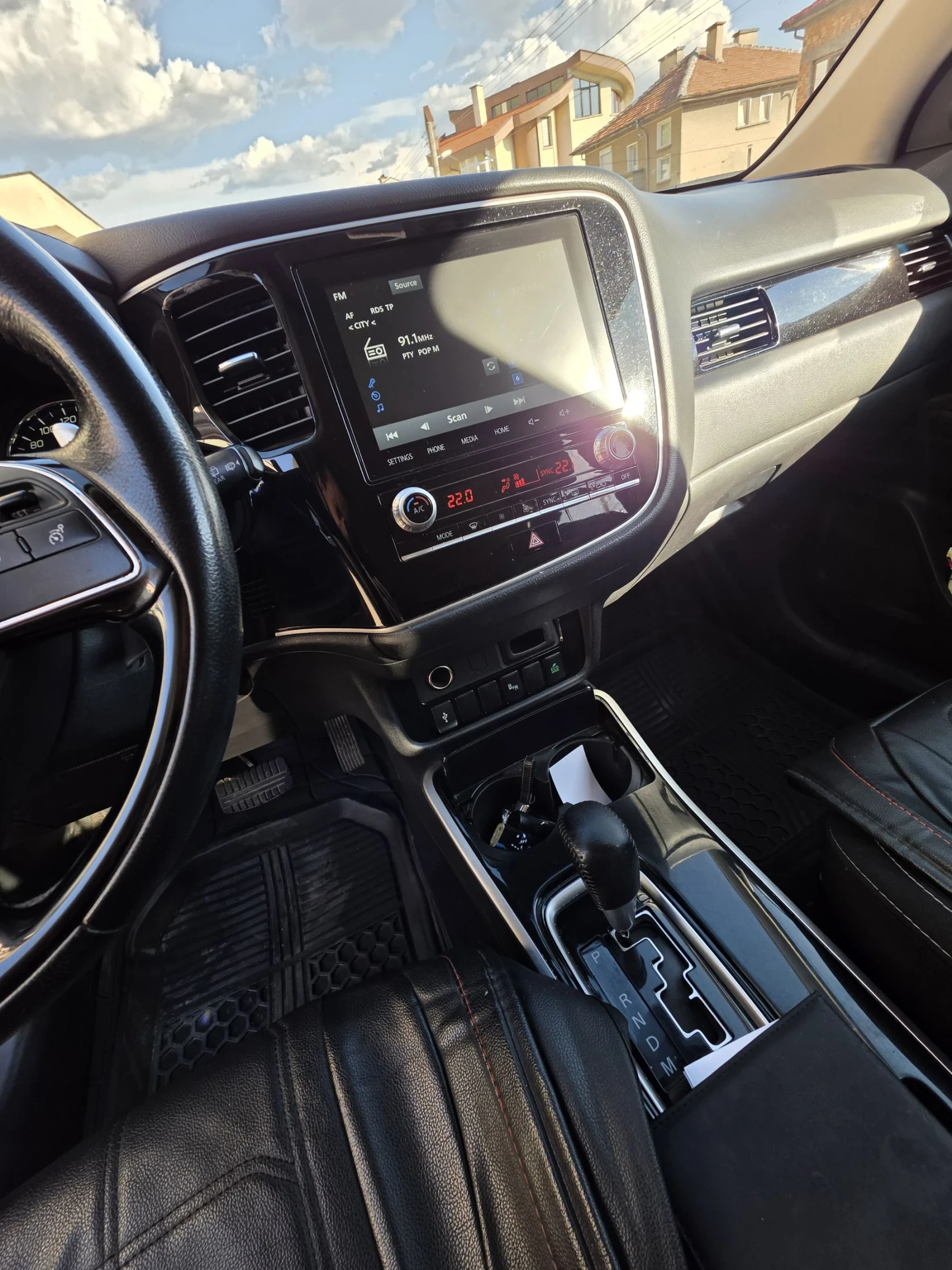 Mitsubishi Outlander, снимка 11 - Автомобили и джипове - 55942251