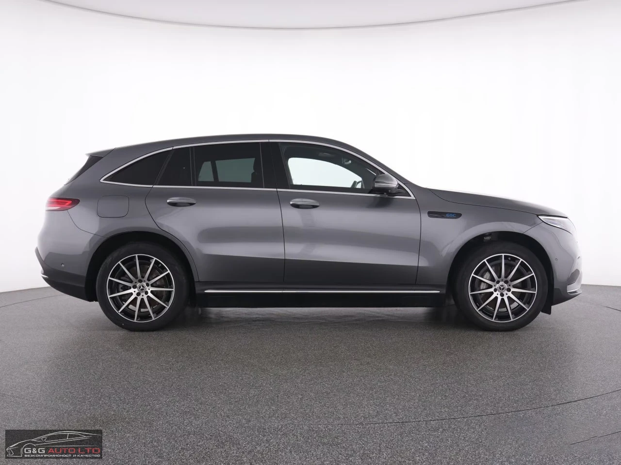 Mercedes-Benz EQC 400/408HP/4M/AMG/MBEAM/KLESS/360/20'/781z, снимка 7 - Автомобили и джипове - 56083486