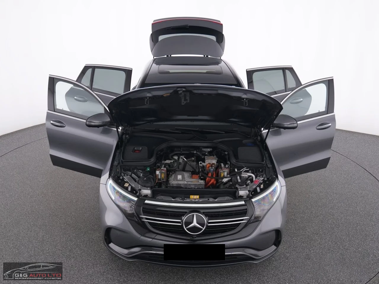 Mercedes-Benz EQC 400/408HP/4M/AMG/MBEAM/KLESS/360/20'/781z, снимка 3 - Автомобили и джипове - 56083486