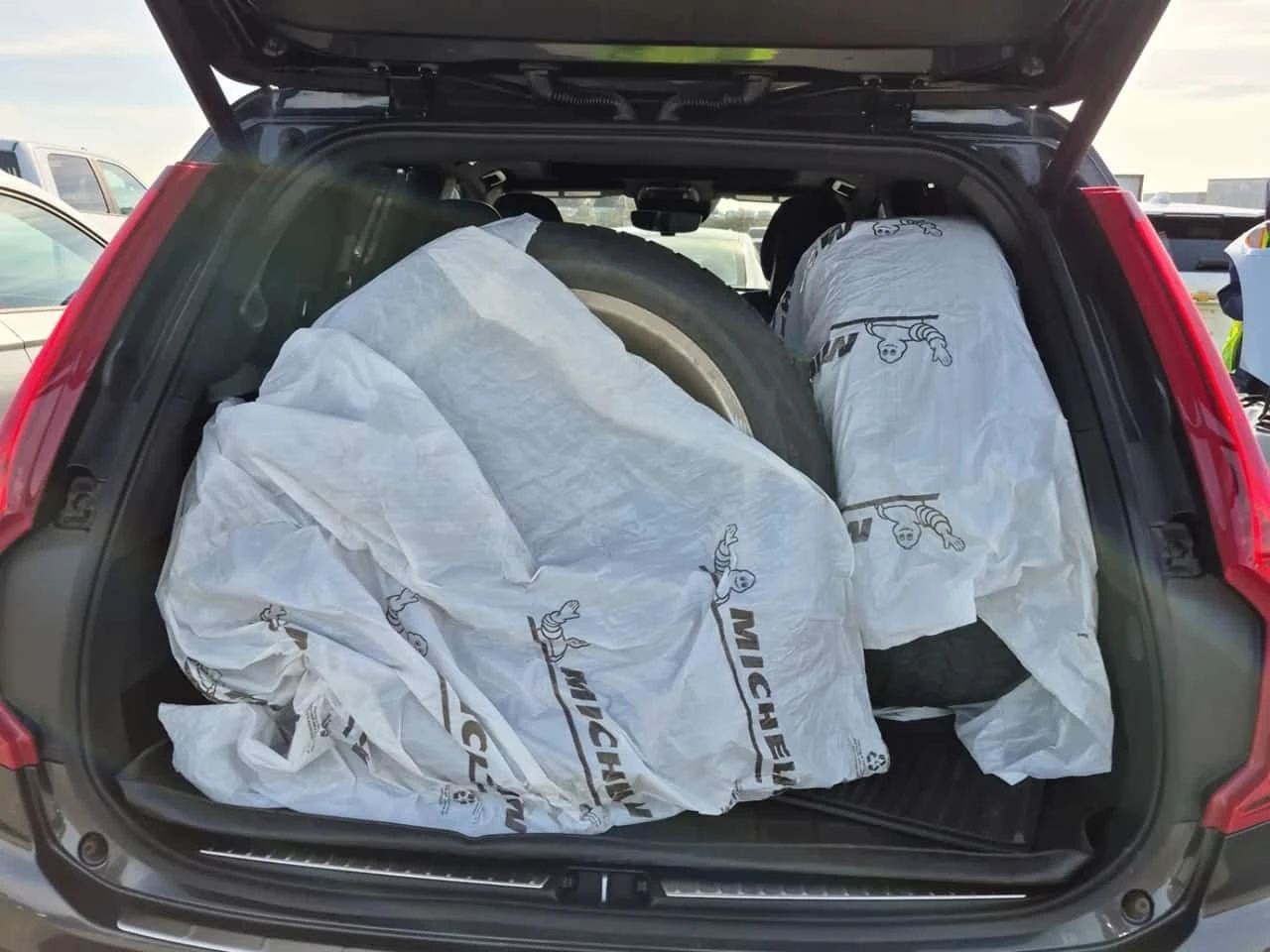 Volvo Xc90 * R Design * CARFAX * ����������� | Mobile.bg � ����������� 15