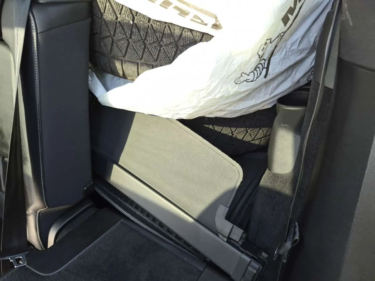 Volvo Xc90 * R Design * CARFAX * ����������� | Mobile.bg � ����������� 14