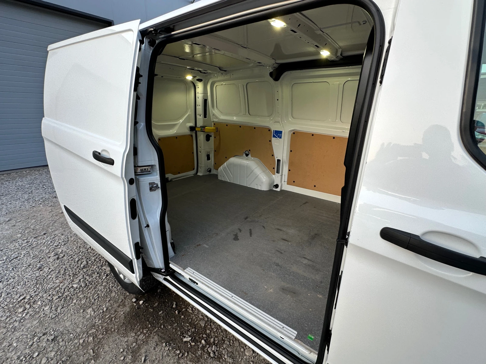 Ford Transit Custom 2.2TDCI* TOP* KLIMATIK* 2016 - изображение 9