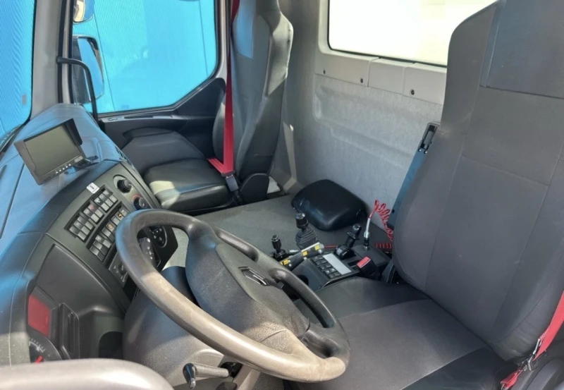 Renault C C 320 самосвал, снимка 9 - Камиони - 53100790