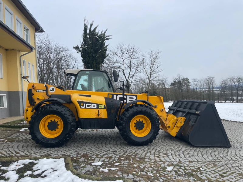 Телескопичен товарач JCB 550-80 AGRI PLUS ЛИЗИНГ, снимка 7 - Селскостопанска техника - 48682014