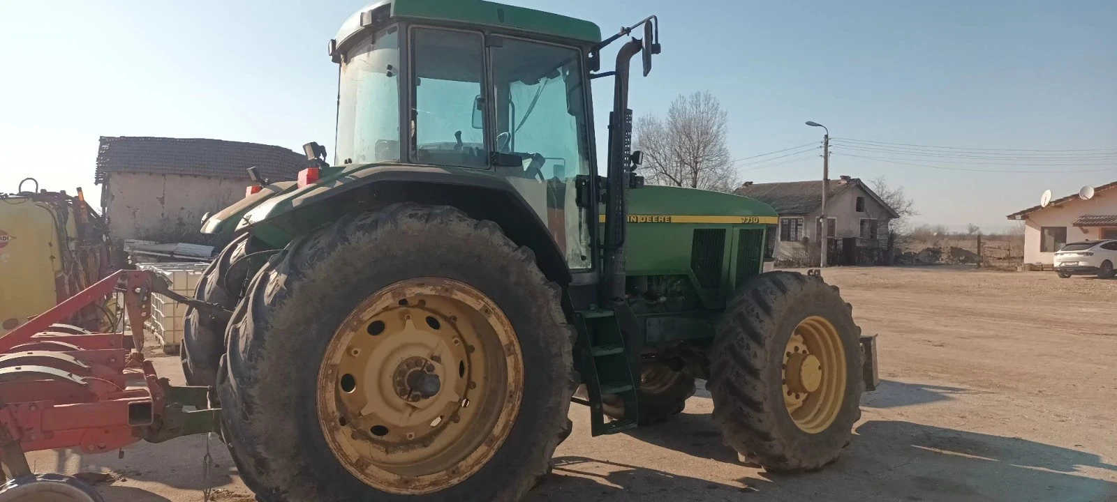 Трактор John Deere 7710 - изображение 2