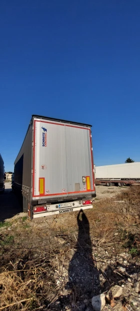 Полуремарке Schmitz Cargobull Varios с повдигащ се таван (механично), снимка 10