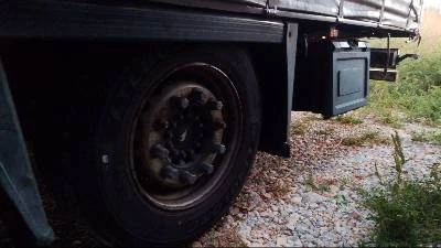 Полуремарке Schmitz Cargobull Varios с повдигащ се таван (механично), снимка 8 - Ремаркета - 52934330