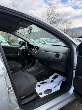 Fiat Bravo 1.4i 90hp Климатроник Само130к км! , снимка 8