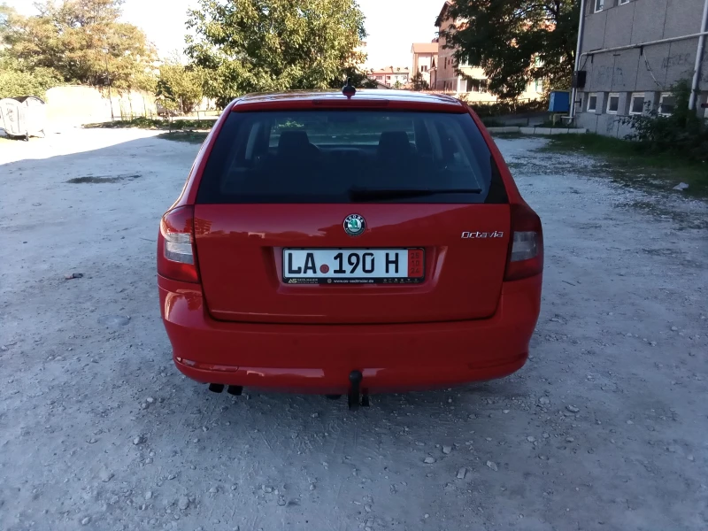 Skoda Octavia 2.0TDI-140kc. BMM, снимка 7 - Автомобили и джипове - 47720770