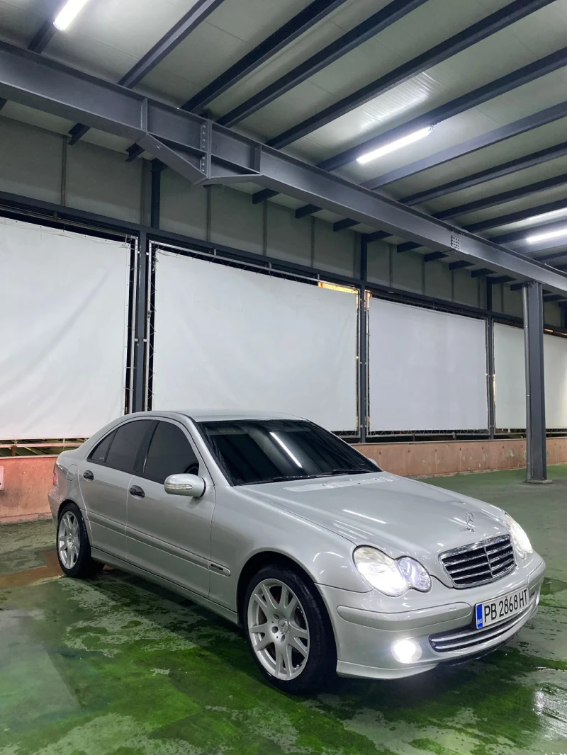 Mercedes-Benz C 200 C200, снимка 10 - Автомобили и джипове - 47854012