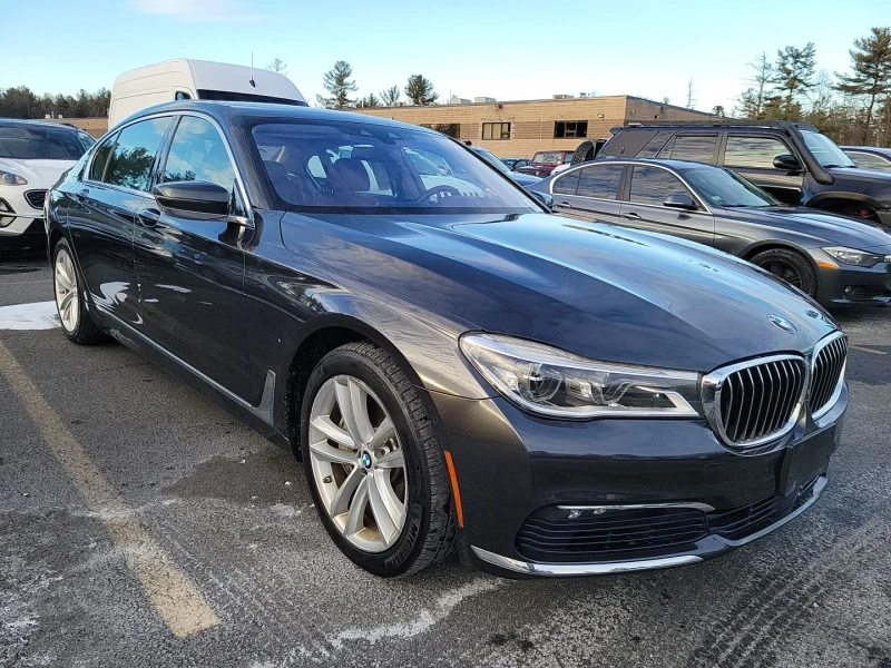 BMW 750, снимка 2 - Автомобили и джипове - 48720615