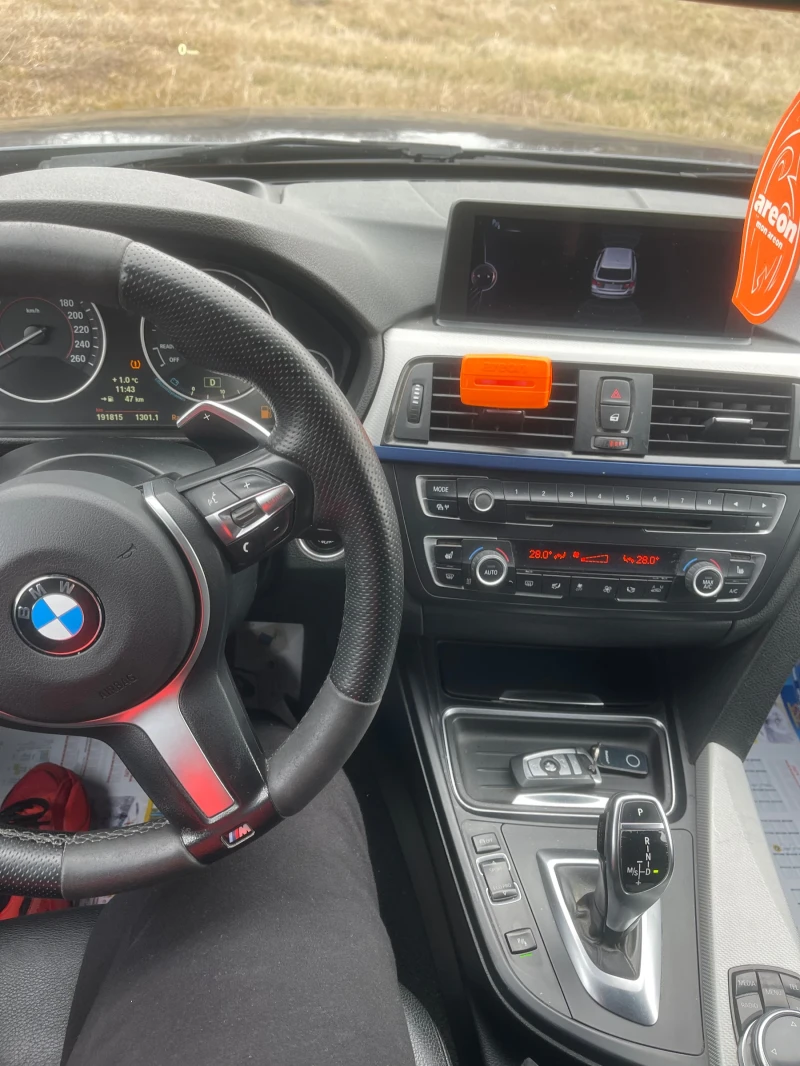 BMW 330 Xdrive, снимка 6 - Автомобили и джипове - 49124050