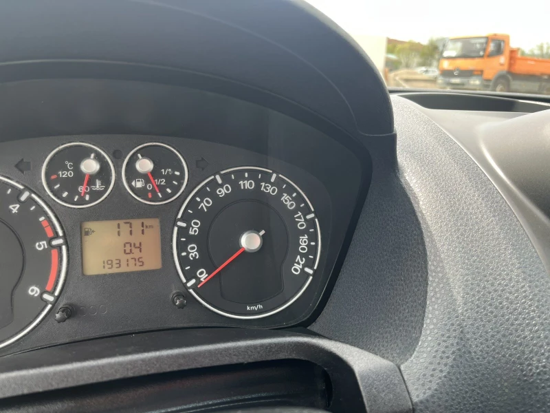 Ford Fiesta 1.4tdci купувана от moto pfohe , снимка 8 - Автомобили и джипове - 49958335