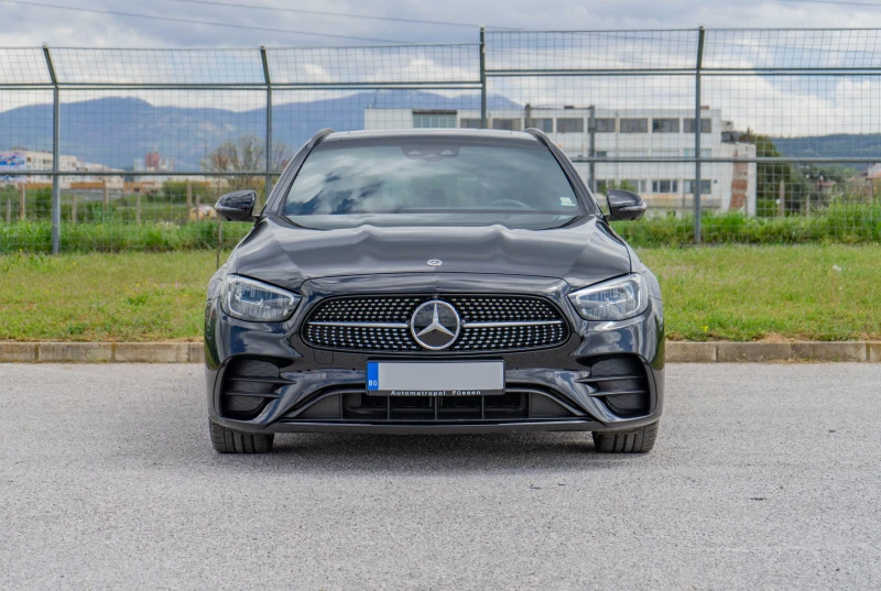 Mercedes-Benz E 400 MERCEDES E400d BI-TURBO ALCANTARA AMG пакет! , снимка 2 - Автомобили и джипове - 50636096