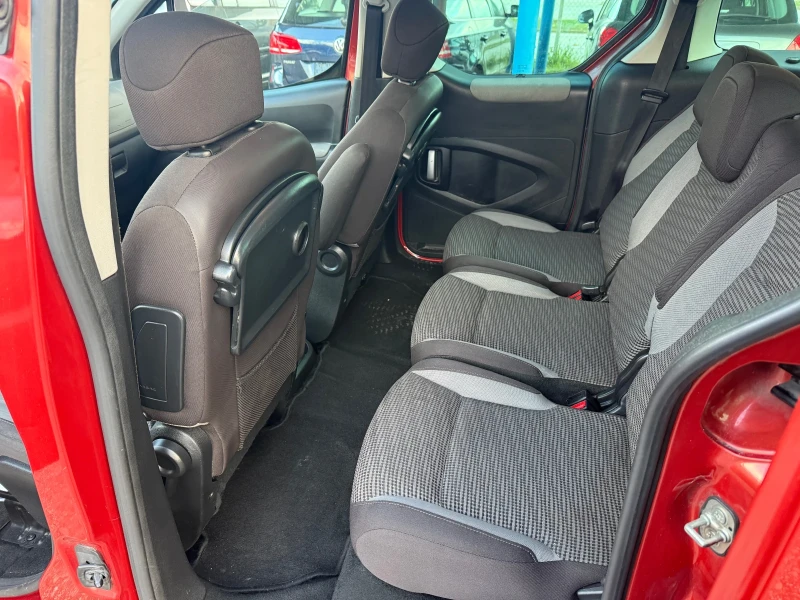 Peugeot Partner 1.6HDI, снимка 9 - Автомобили и джипове - 52408858